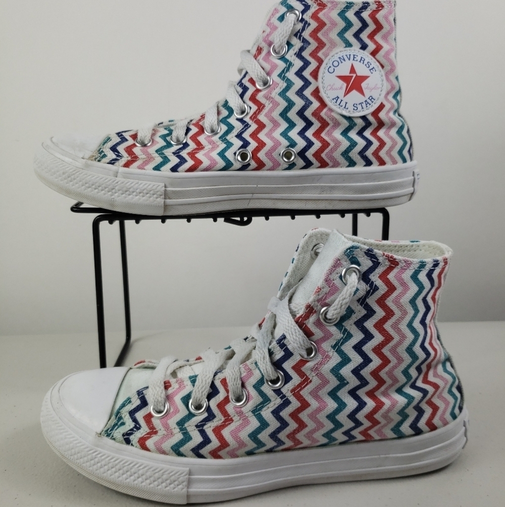 Converse chuck Taylor All-Star sz 2 youth Kids